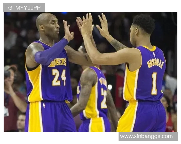 2009年湖人队与勇士队激战回顾：科比与库里的对决精彩瞬间