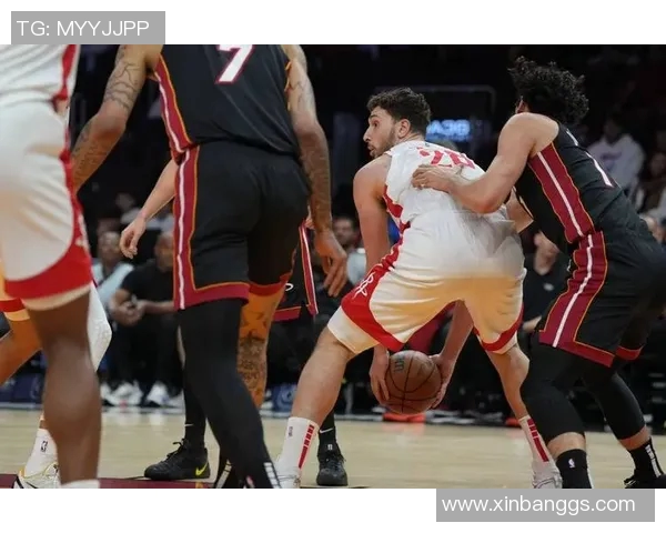 2018年12月21日NBA火箭队与热火队激烈对决精彩回顾与分析