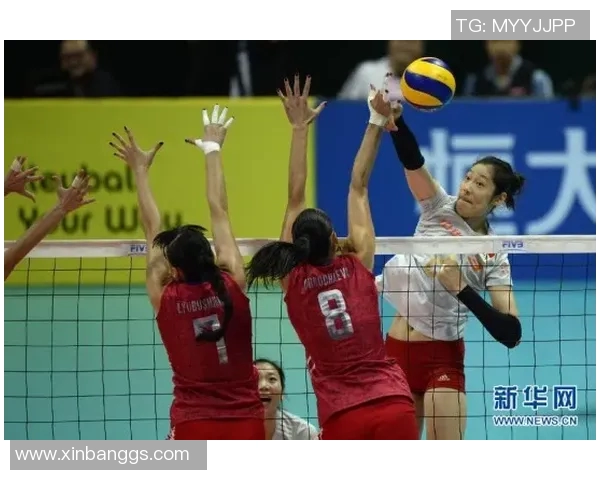女排联赛江苏队与浙江队激战正酣精彩瞬间引人瞩目