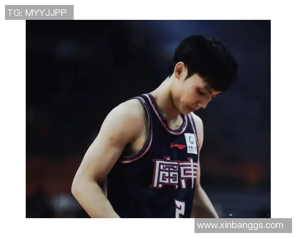 徐杰的篮球之路:从青涩少年到CBA明星的奋斗历程与成长故事 徐杰的篮球之路:从青涩少年到CBA明星的奋斗历程与成长故事