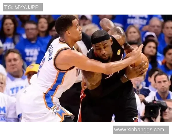 火箭与雷霆季后赛激战正酣谁能在这场对决中笑到最后